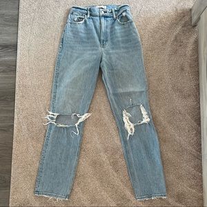 Abercrombie Curve Love 90s Ultra High Rise Jeans